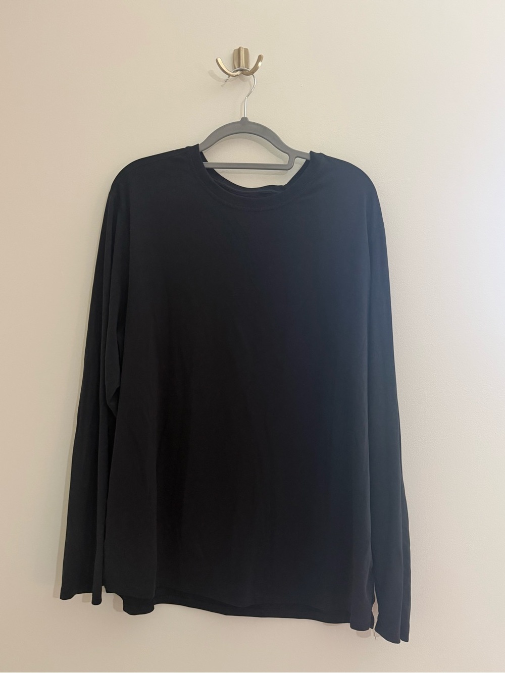 all in motion Black Long-Sleeve Crewneck Shirt